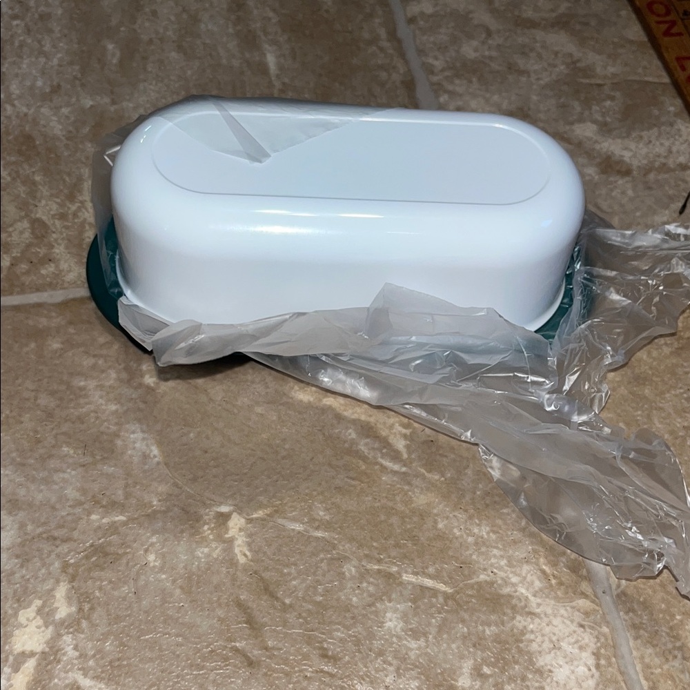 NWOT Tupperware Vintage Butter Dish with Green Lid